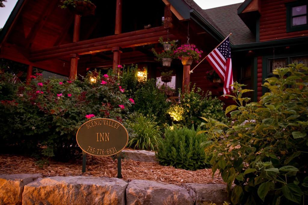 Scenic Valley Inn B&B And Event Center Manhattan Extérieur photo